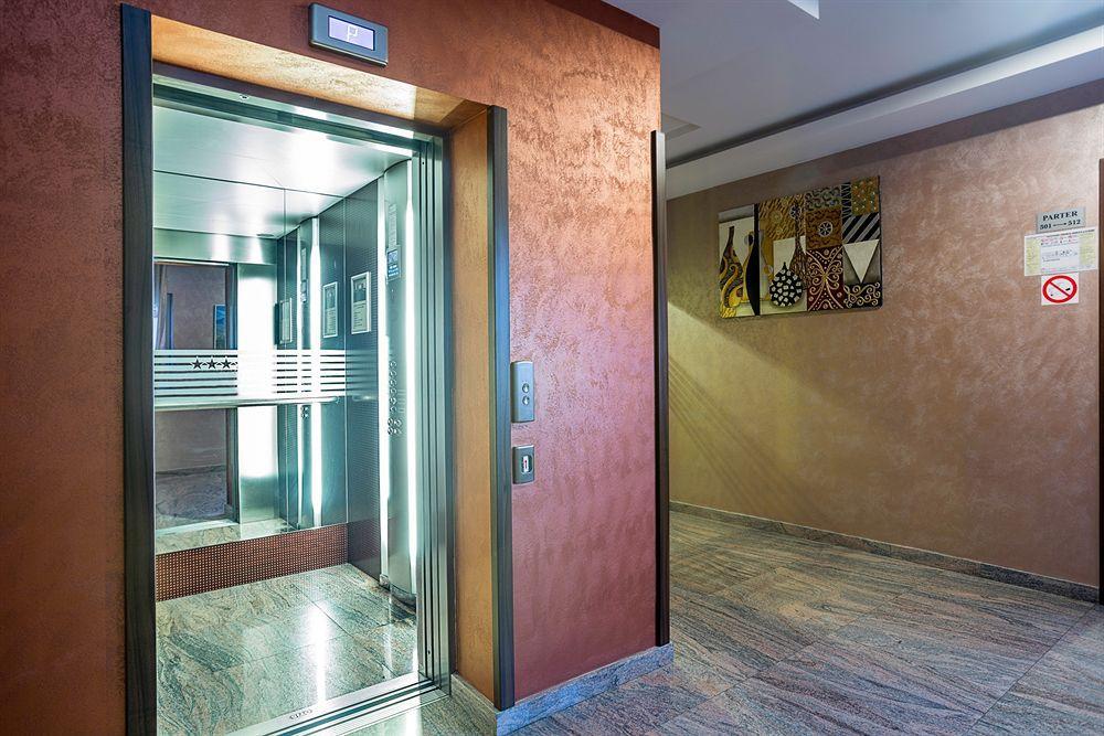Inter Business Bucharest Hotel Luaran gambar